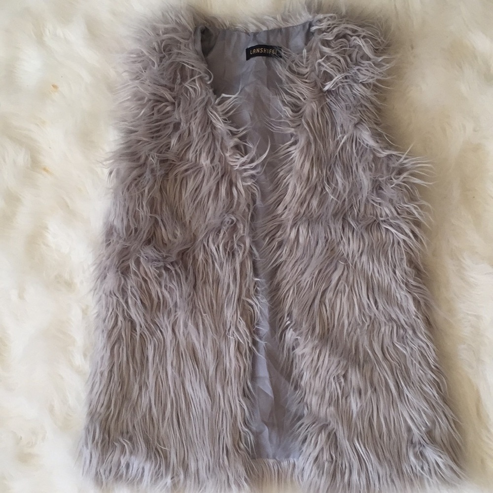 Soft fabric grey furry (vegan)boho vest